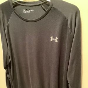 Men’s Under Armour long sleeve Heat Gear shirt
